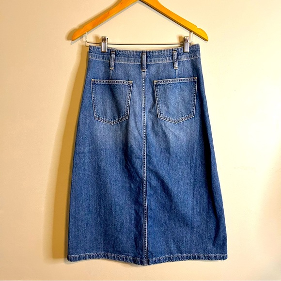 Trending Retro GAP Midi Denim Medium Wash Women's Cotton Skirt Size 2R - Picture 2 of 7